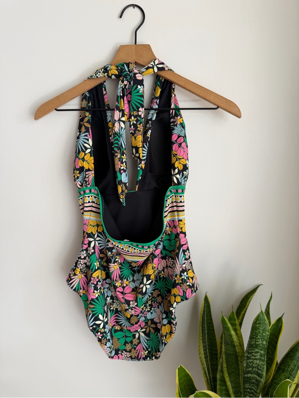 Boden Deep V-Neck One Piece Swim Suit Size 10 Floral Colorful Black Pink Green - Picture 3 of 8